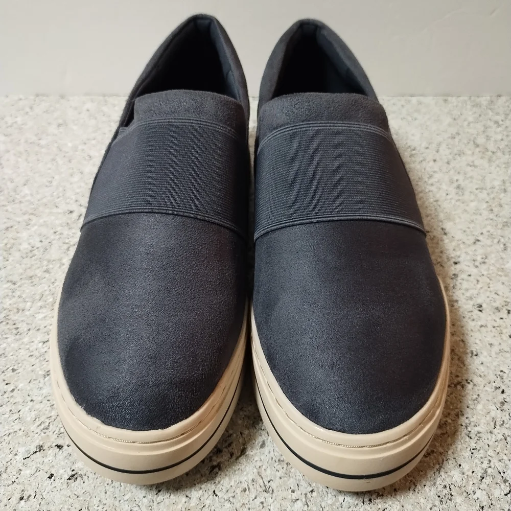 Clarks Audreigh Eve Slip-On Sneakers (Women) New Without Box, Sz 9W